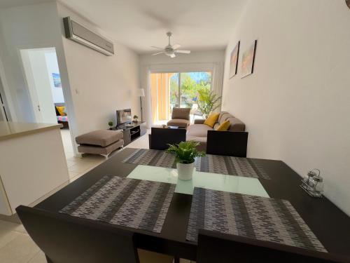 Faciliteiten, Beautiful Garden Apartment in Mandria Faciliteiten, Beautiful Garden Apartment in Mandria
