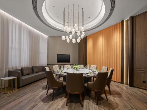 DoubleTree by Hilton Beijing East Third Ring Road in Jinsong / Panjiayuan DoubleTree by Hilton Beijing East Third Ring Road in Jinsong / Panjiayuan