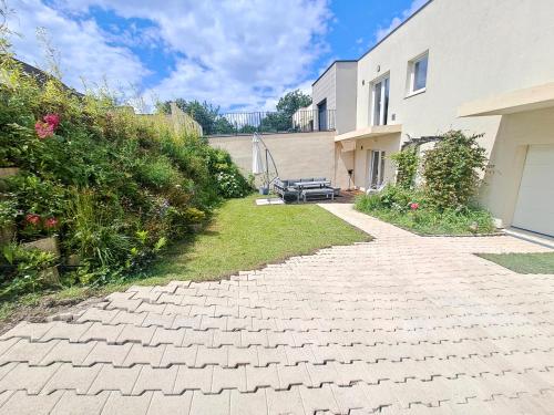 Facilities, LocBreuillet91 in Arpajon Facilities, LocBreuillet91 in Arpajon