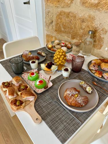 Comida y bebida, Nike Luxury Rooms in Agrigento Suburbs Comida y bebida, Nike Luxury Rooms in Agrigento Suburbs