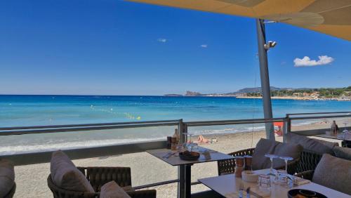 Maison familiale Jardin parking, 10 min plage, 1* in La Bourrasque Maison familiale Jardin parking, 10 min plage, 1* in La Bourrasque