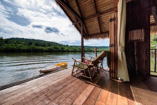 ระเบียง/ชานเรือน, ธันซูร์ ตาไต อีโค รีสอร์ท (Thansur Tatai Eco Resort) in ตาไท ระเบียง/ชานเรือน, ธันซูร์ ตาไต อีโค รีสอร์ท (Thansur Tatai Eco Resort) in ตาไท
