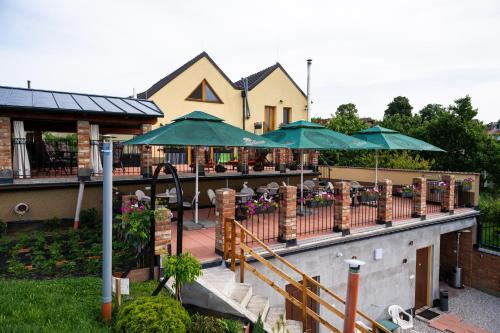 Erkély/terasz, Vinný sklep u Křížů (Vinny sklep u Krizu) in Milotice Erkély/terasz, Vinný sklep u Křížů (Vinny sklep u Krizu) in Milotice