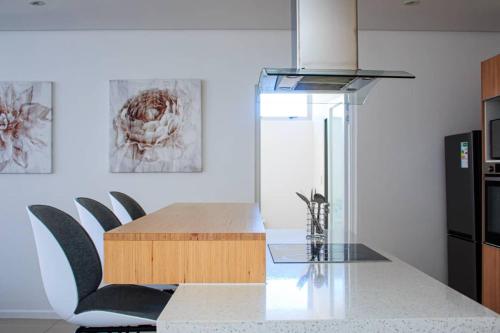 Cocina, Freedom Plaza serviced apartments in Windhoek Cocina, Freedom Plaza serviced apartments in Windhoek