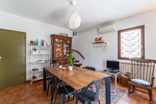 L'oustalet en Provence in Saint Hilaire D'Ozilhan L'oustalet en Provence in Saint Hilaire D'Ozilhan