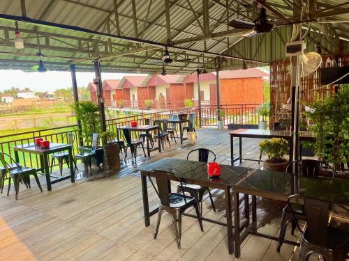 BK Bungalows in Kampong Cham BK Bungalows in Kampong Cham