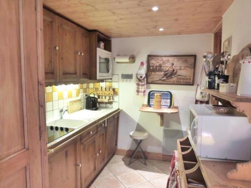 Residence Bergerie Des 3 Vallees F - Chaleureux appartement 3 pieces pour 4 personnes pres du villag in Les Allues Residence Bergerie Des 3 Vallees F - Chaleureux appartement 3 pieces pour 4 personnes pres du villag in Les Allues