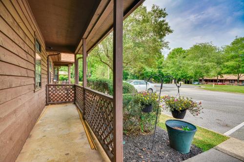 High Point Townhome with Patio, 1 Mi to Main Street! in High Point (NC) High Point Townhome with Patio, 1 Mi to Main Street! in High Point (NC)