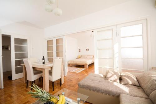 Apartments City Hall