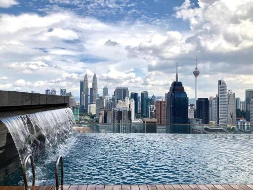 KLCC view luxury suites & KLCC view sky pool at Regalia Residence