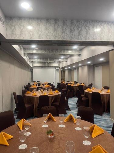 Meeting room / ballrooms, Unisi Hotel Malioboro - Jogja (Syariah) near Dagen Street Meeting room / ballrooms, Unisi Hotel Malioboro - Jogja (Syariah) near Dagen Street
