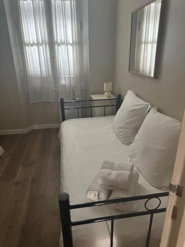 REPUBLIC - Right in the center of the old town