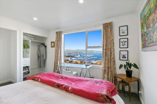 Pacific Ocean seafront home 3b2b near airport in Suburb Pacific Ocean seafront home 3b2b near airport in Suburb