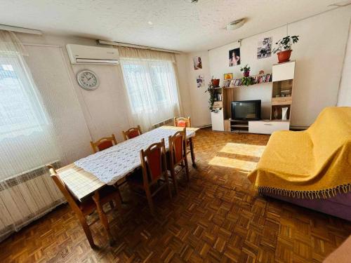 Rooms for rent "SARA" in Voždovac Rooms for rent "SARA" in Voždovac