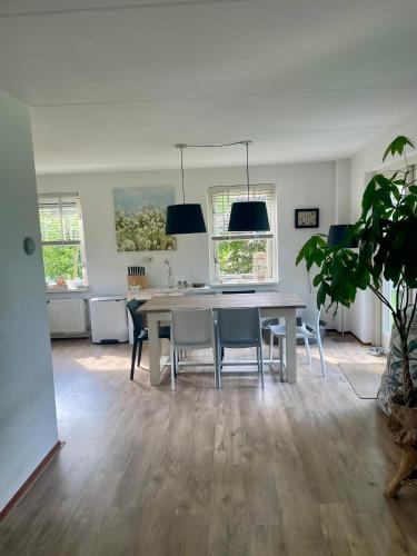 Facilities, 6 persoons Vakantiehuis Lavendel in Zeeland in Zonnemaire Facilities, 6 persoons Vakantiehuis Lavendel in Zeeland in Zonnemaire