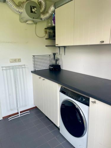 6 persoons Vakantiehuis Lavendel in Zeeland in Zonnemaire 6 persoons Vakantiehuis Lavendel in Zeeland in Zonnemaire