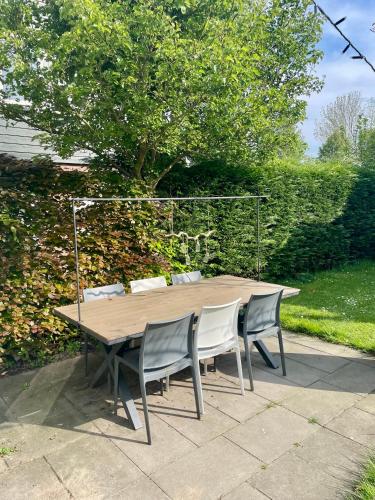 Garden, 6 persoons Vakantiehuis Lavendel in Zeeland in Zonnemaire Garden, 6 persoons Vakantiehuis Lavendel in Zeeland in Zonnemaire