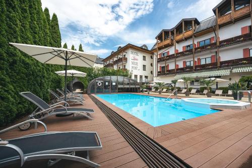 Hotel Neue Post in Zell Am See Hotel Neue Post in Zell Am See