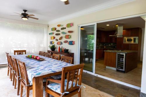 Balcones Del Atlantic Beachfrontbbq in Cano Seco Balcones Del Atlantic Beachfrontbbq in Cano Seco