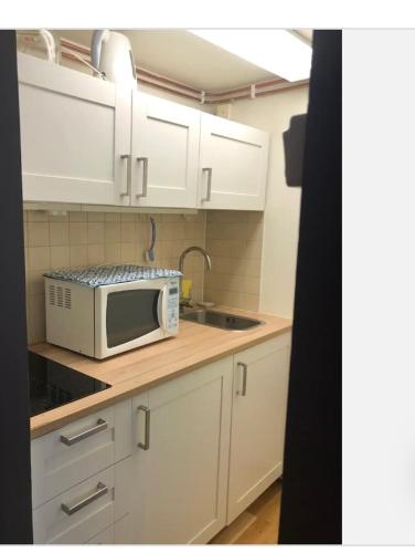 En Gäststuga i fina Duvbo (En Gaststuga i fina Duvbo) in 순드뷔베리 En Gäststuga i fina Duvbo (En Gaststuga i fina Duvbo) in 순드뷔베리