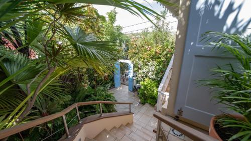 Iekārtas, Villa Close to Swimming and Snorkeling Beach in Gustavia Iekārtas, Villa Close to Swimming and Snorkeling Beach in Gustavia