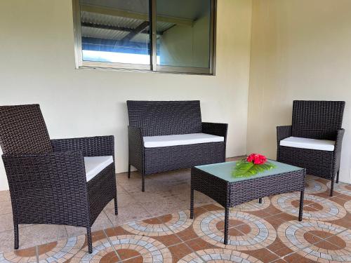 Balcony/terrace, Studio Vanira, Tahaa, Haamene in Tahaa Balcony/terrace, Studio Vanira, Tahaa, Haamene in Tahaa