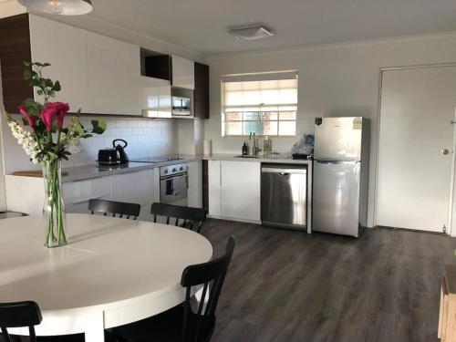 المرافق, Modern 2BR Apartment and Parking in Griffith - Hosted by Canstay in جريفيث المرافق, Modern 2BR Apartment and Parking in Griffith - Hosted by Canstay in جريفيث