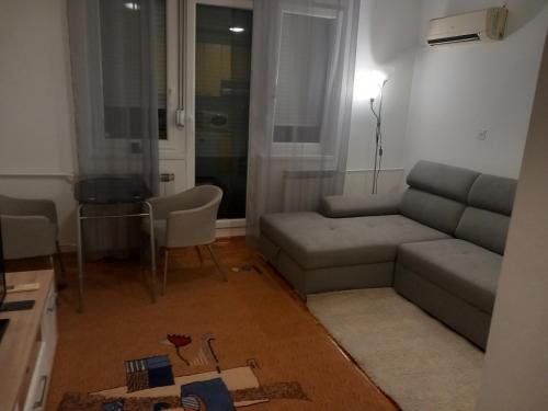 Kleine Wohnung, Donaunähe