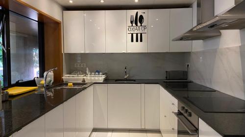 keuken, Residencia Universitaria Pare Claret in Girona keuken, Residencia Universitaria Pare Claret in Girona