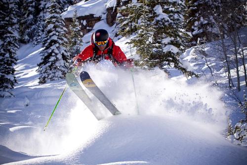 在meiguo.com看到的Vail Center Place的介绍图片