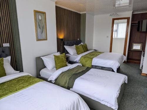 Fairy Bridge Lodge in Bundoran Fairy Bridge Lodge in Bundoran