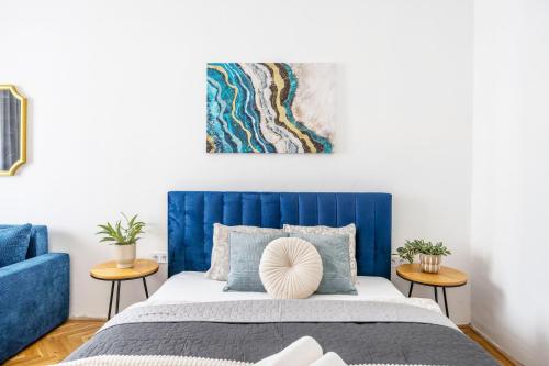 Stylish & Charming Cozy Suite by Prestige Homes