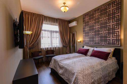 Modern 2-BDR Sofia Dream Suite by Flat Mаnager