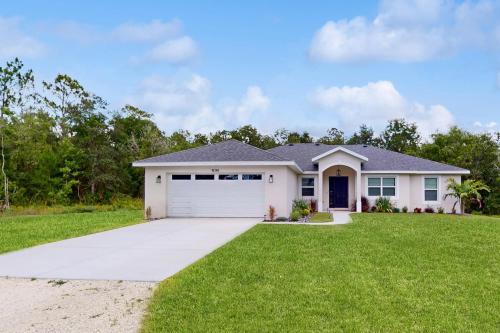Royal Highlands Retreat in Homosassa (Florida) Royal Highlands Retreat in Homosassa (Florida)