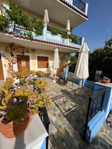 Pantheon Apartments & Studios in Ormos Marathokampou Pantheon Apartments & Studios in Ormos Marathokampou