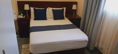 Thokgamo Bed and Breakfast in Kanye Thokgamo Bed and Breakfast in Kanye