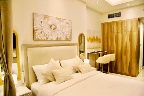 Stylish Studio Urban Retreat near Dubai Sports City Stylish Studio Urban Retreat near Dubai Sports City