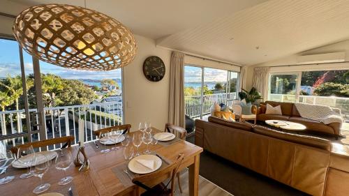 Russell Penthouse in Russell Russell Penthouse in Russell