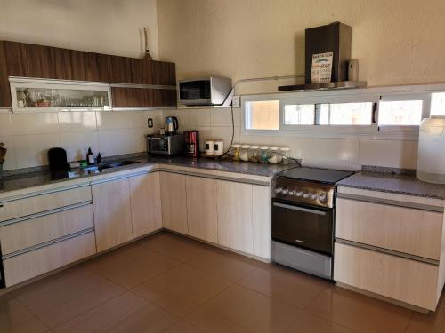 Casa de piedemonte in ลูคัง เด กูโย Casa de piedemonte in ลูคัง เด กูโย