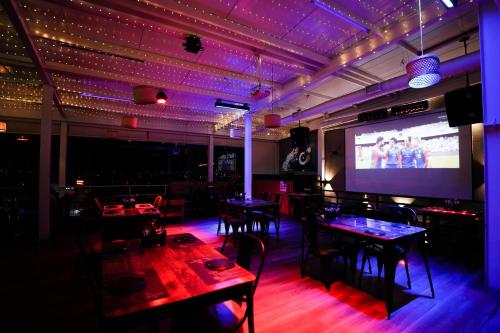 Étterem, CLIFF EMBASSY BANQUET AND SUITES in Hosamane Étterem, CLIFF EMBASSY BANQUET AND SUITES in Hosamane