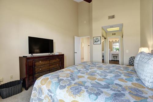 V3846 - Open Fairway - Meredith Lodging