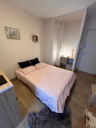 Magnifique studio neuf avec balcon in לקסאו Magnifique studio neuf avec balcon in לקסאו