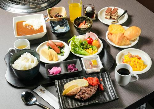 Food and beverages, APA HOTEL Osaka Tanimachi 4chome Ekimae Kita in Osaka Castle & Kyobashi Food and beverages, APA HOTEL Osaka Tanimachi 4chome Ekimae Kita in Osaka Castle & Kyobashi