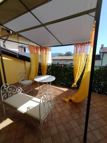 Balcony/terrace, Mansarda di Masha in Villongo Balcony/terrace, Mansarda di Masha in Villongo