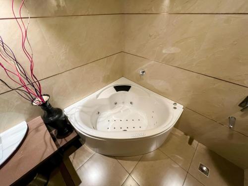 Cơ sở vật chất, Hotel Arcadia in Kottayam Cơ sở vật chất, Hotel Arcadia in Kottayam