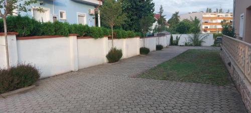 Siesta Apartmanház Balatonfüred (Siesta Apartmanhaz Balatonfured) in Balatonfured Siesta Apartmanház Balatonfüred (Siesta Apartmanhaz Balatonfured) in Balatonfured