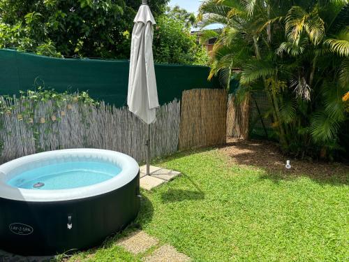 Garden, Logement paisible jacuzzi jardin privatif climatisation in Baie-Mahault Garden, Logement paisible jacuzzi jardin privatif climatisation in Baie-Mahault