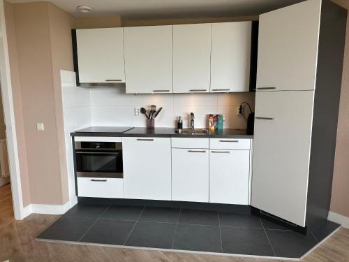 Kitchen, Appartement 'Zeeblick' in Burgerbrug Kitchen, Appartement 'Zeeblick' in Burgerbrug