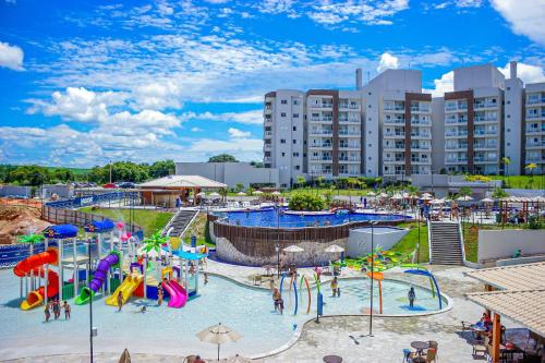 Lagoa Eco Towers - Apartamento para ate 7 pessoas com acesso a piscinas, quiosques, restaurante e mu in 자르딩 파라이수 Lagoa Eco Towers - Apartamento para ate 7 pessoas com acesso a piscinas, quiosques, restaurante e mu in 자르딩 파라이수