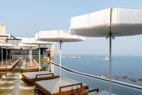 Best Louis Hamilton Hotel Ocean Terrace in Gijang-gun Best Louis Hamilton Hotel Ocean Terrace in Gijang-gun